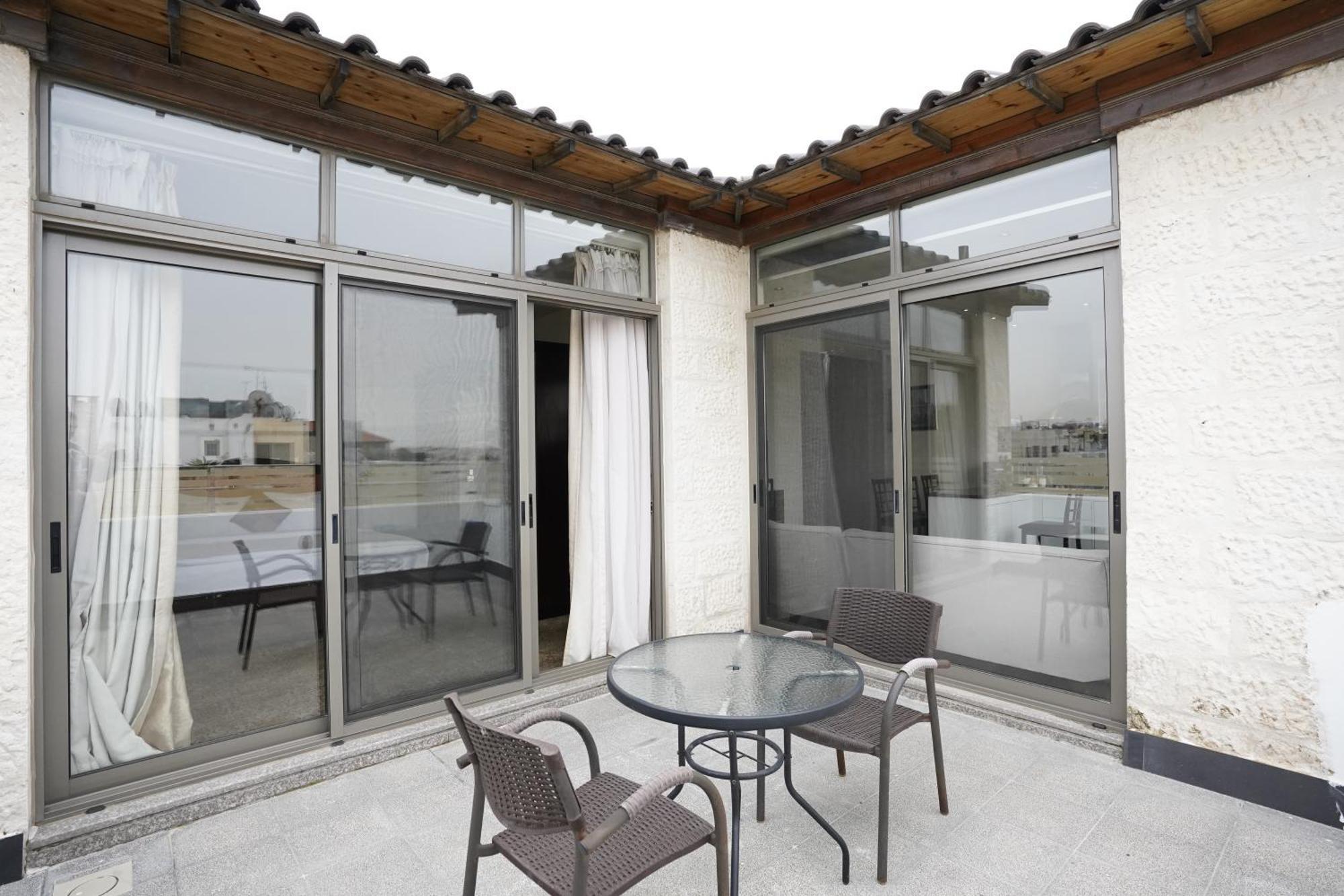Naylover Hotel Suites Amman Exterior foto