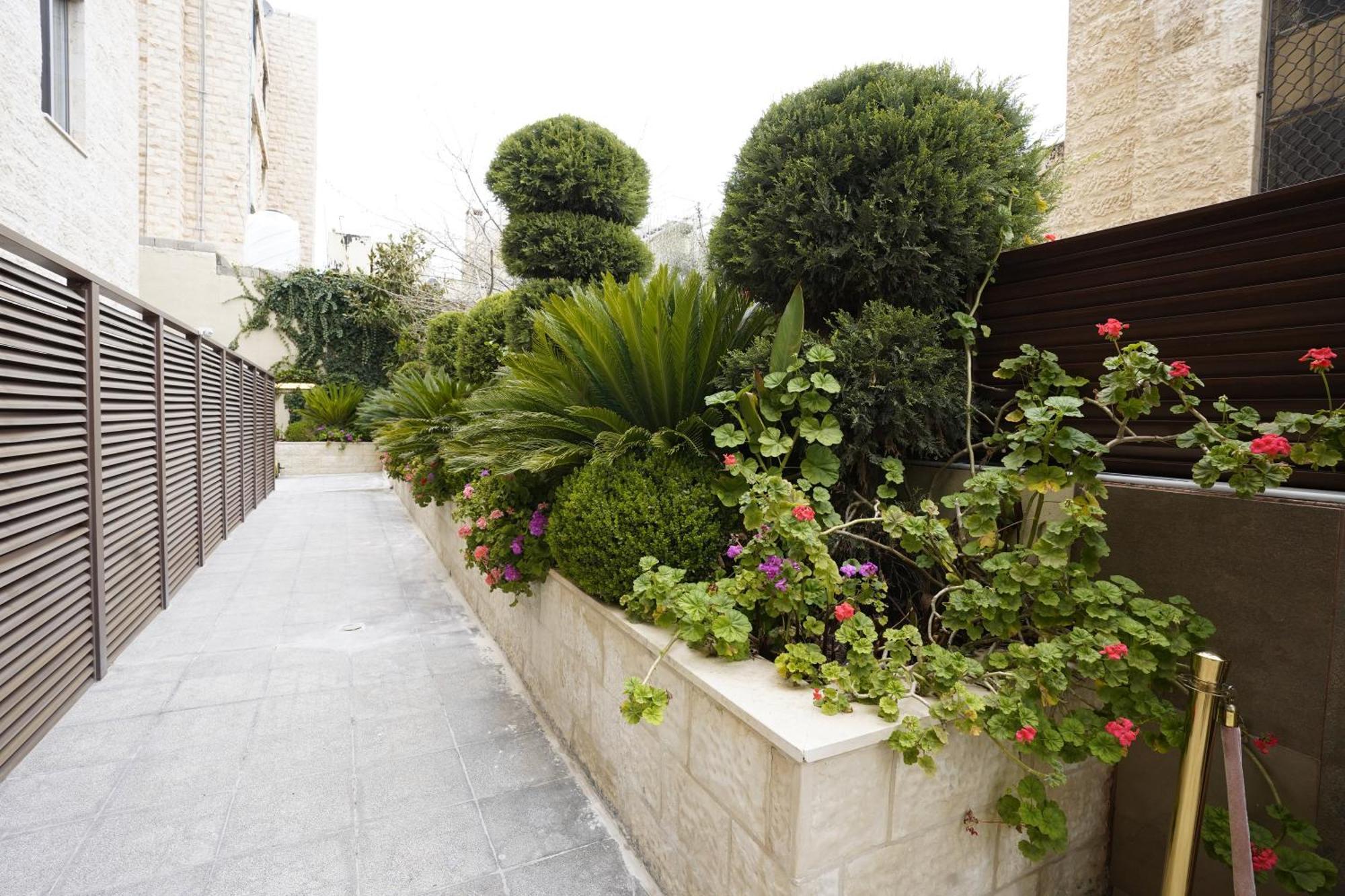 Naylover Hotel Suites Amman Exterior foto