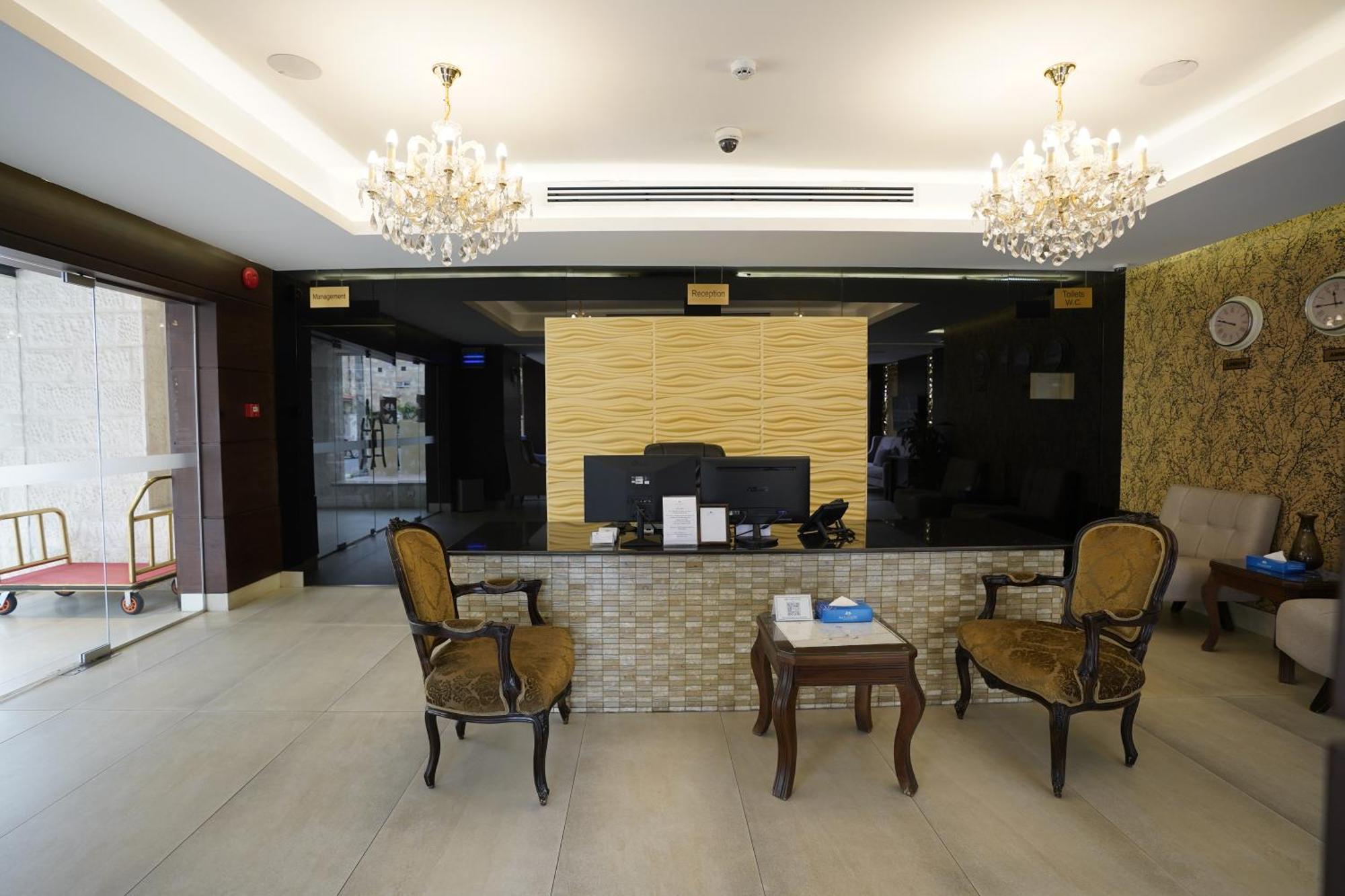 Naylover Hotel Suites Amman Exterior foto