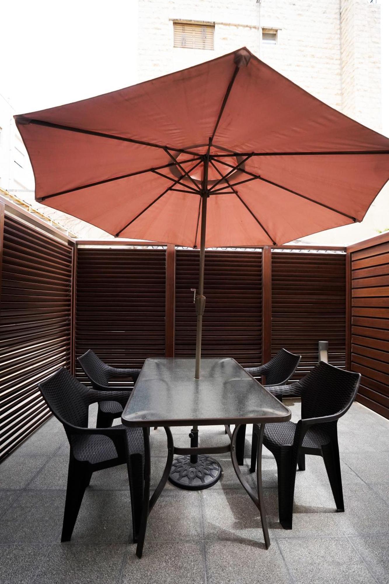 Naylover Hotel Suites Amman Exterior foto